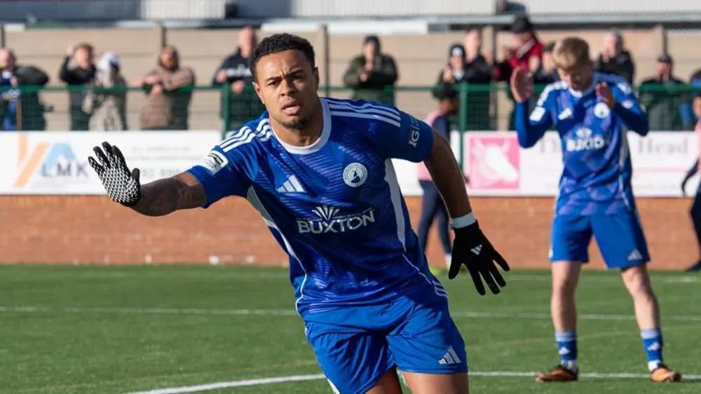 درخشش تای سودجه؛ از روزهای طلایی در منچسترسیتی تا شروع جدید در باکستون و صعود در جام حذفی انگلیس